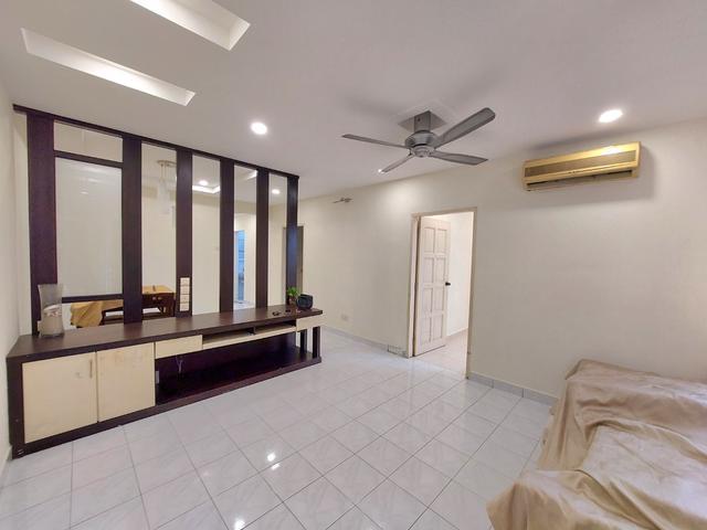 Apartment bagan lallang fully furnish renovated with 1 car park