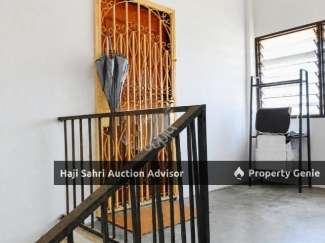 APARTMENT BESAR DAN MURAH DISKAUN 19%. 7 B, Solok Dunlop, 10400 Georgetown, Penang Freehold Built Up 1,142 Sq.ft
