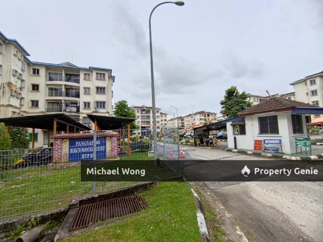 Apartment Birchwood Court