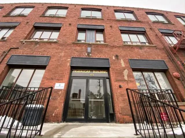 Apartment Guelph ON 104401468