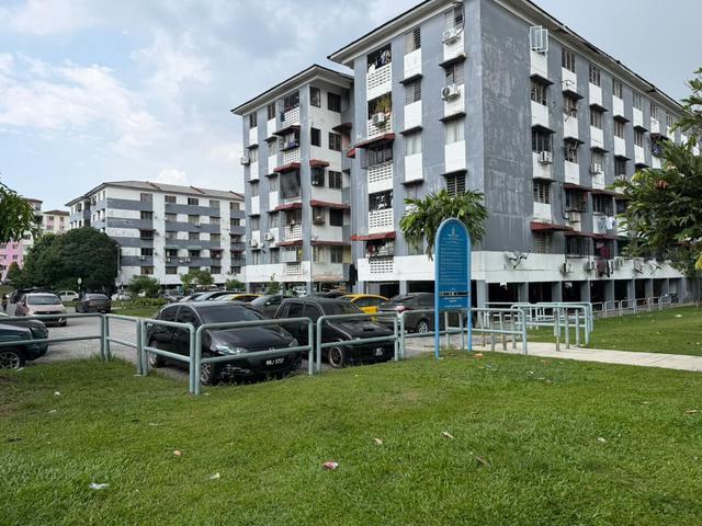 Apartment Gugusan Dedap Tingkat 1 RENOVATED