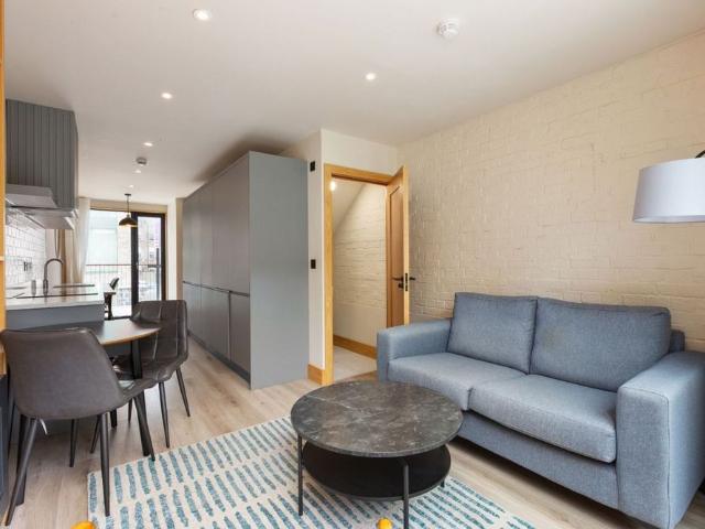 Apartment D, 58 Pembroke Lane, Dublin 2