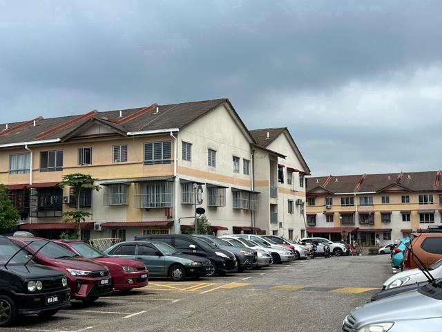 Apartment Dahlia Bunga Raya 700sf Bukit Beruntung 100Full Loan