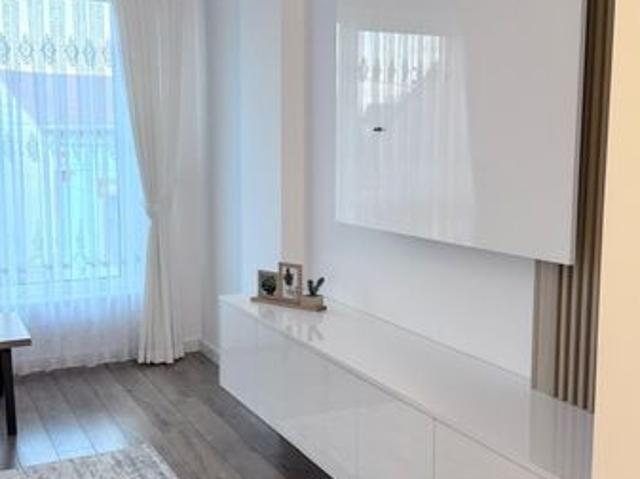 Apartment de inchiriat
