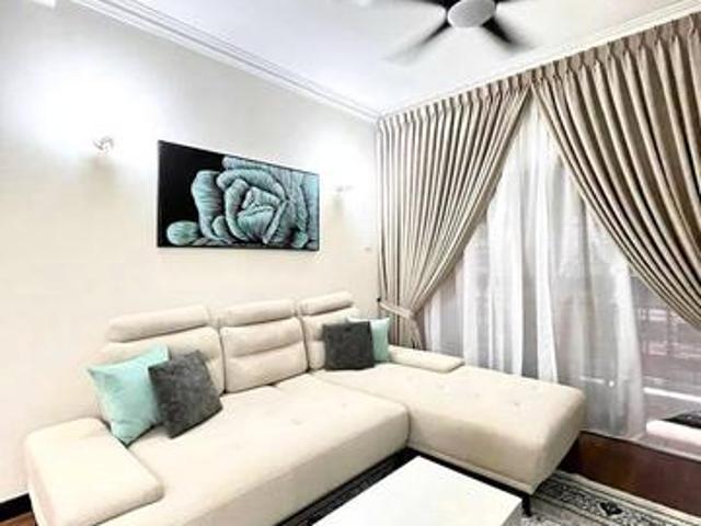 Apartment EMas Villa Taman Mawar Salak Tinggi Sepang Renovated