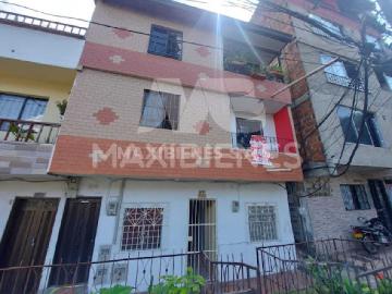 apartment en arriendo CR 50C 80 32 INT 201