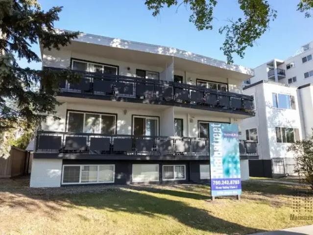 Apartment Edmonton AB 104710797