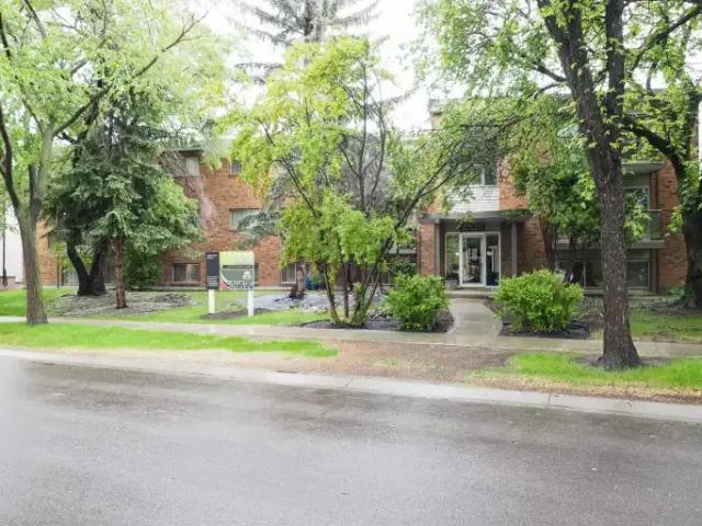 Apartment Edmonton AB 102914847