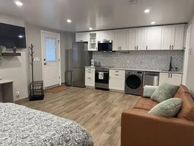 Apartment Edmonton AB 103770638