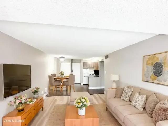 Apartment Edmonton AB LS96586158