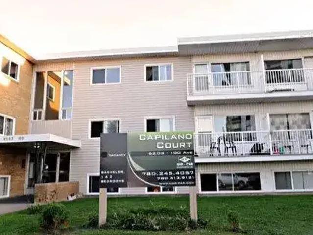 Apartment Edmonton AB LS102242875