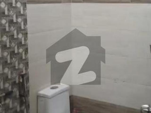 Apartment For Rent 4th Floor With Lift Jami Commercial Area