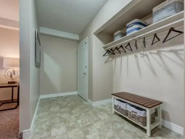 Apartment For Rent Calgary AB 1175 ELS101789215