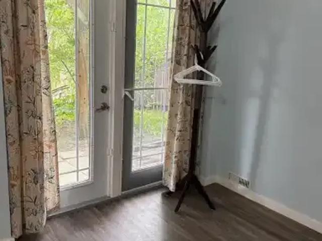 Apartment For Rent Calgary AB 1200 ES104257128