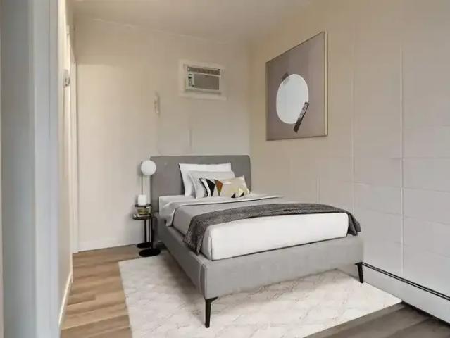 Apartment For Rent Camrose AB 924 ES103366822