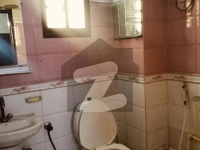 Apartment For Rent Clifton Block 8