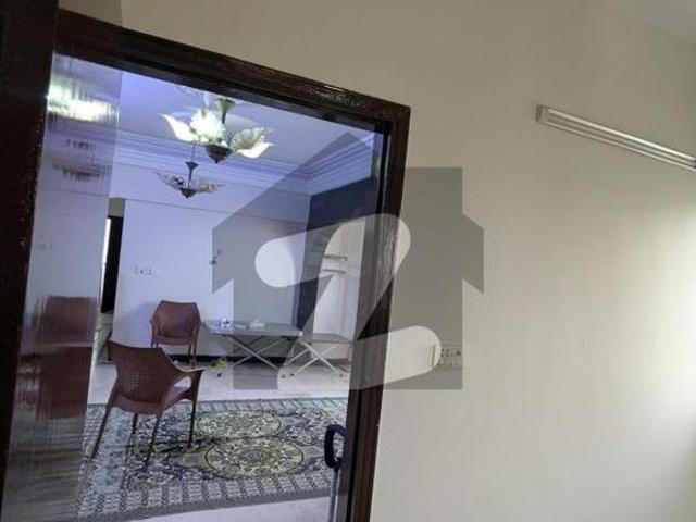 Apartment for rent clifton block 8
