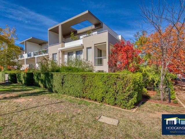 apartment for rent at 11/18 Dooring Street, Braddon ACT 2612, Australia