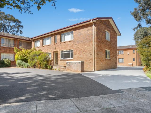 apartment for rent at 22/127 Madigan Street, Hackett ACT 2602, Australia