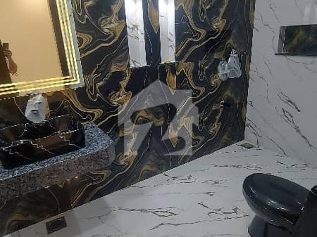 Apartment For Rent Available In Bathisland, Clifton