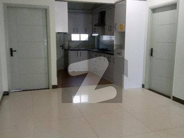 Apartment unit 3 bedroom drawing dining big bukhari phase 6 for rent