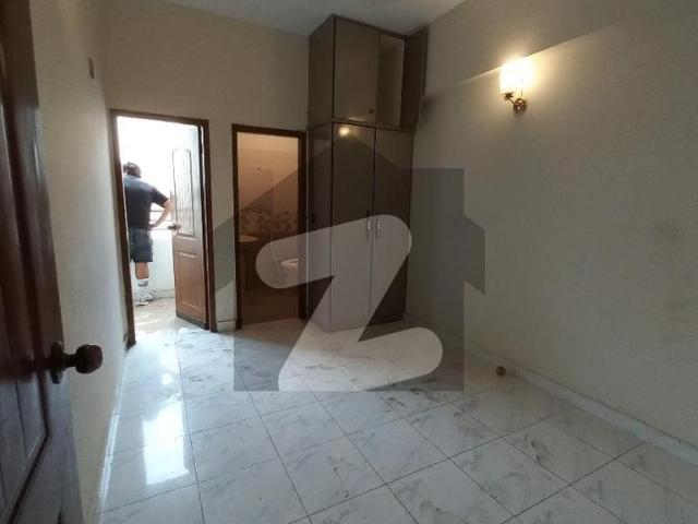 For rent: like brand new 700 sq ft 2 bedroom apartment badar commercial, dha phase 5, karachi badar commercial area