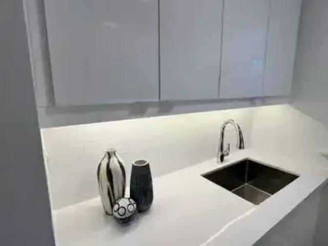 Apartment For Rent East York ON 1750 ES102882978
