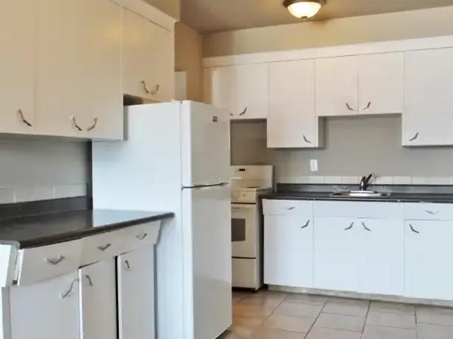 Apartment For Rent Edmonton AB 1034 ES103999615