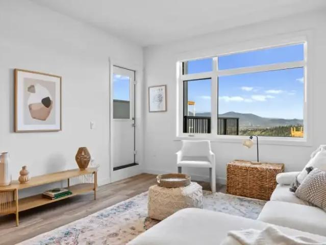 Apartment For Rent Kelowna BC 1600 ES101441183