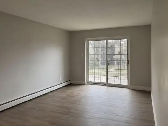 Apartment For Rent Kitchener ON 1449 ES102657782