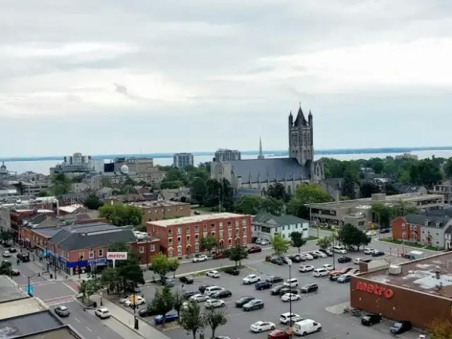 Apartment For Rent Kingston ON 1116 ES102467665
