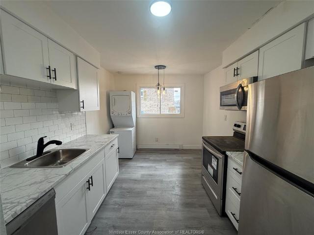 apartment for rent in 3150 Peter Street Unit# 11 Windsor, Ontario