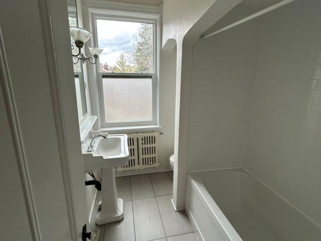 apartment for rent in 448 Riverdale unit B