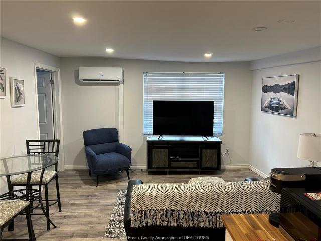 apartment for rent in 493 University Avenue Unit# 3 Windsor, Ontario