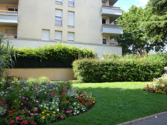 apartment for rent in COLOMBES EUROPE Colombes