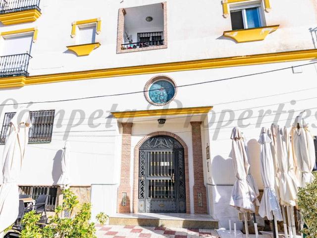 Apartment for rent in Cómpeta, Málaga