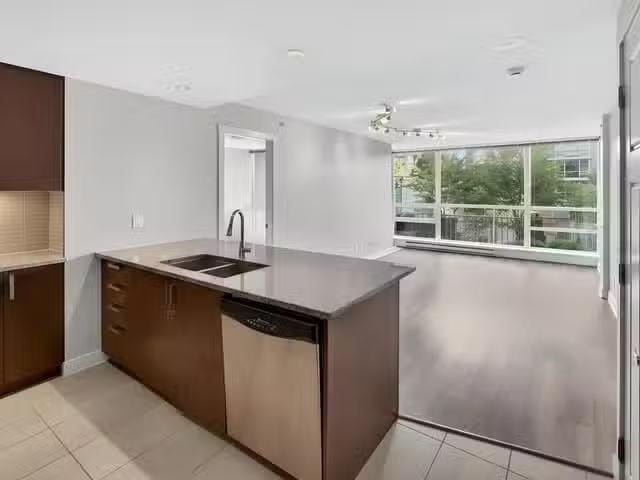 Apartment for rent in Coquitlam, Coquitlam, 607 2978 Glen Driv.