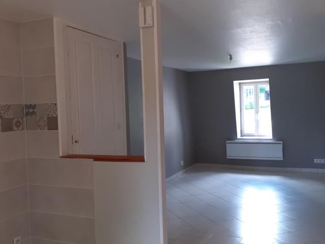 apartment for rent in Corrèze 19800