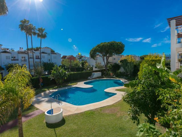 Apartment For Rent in Costalita, Estepona