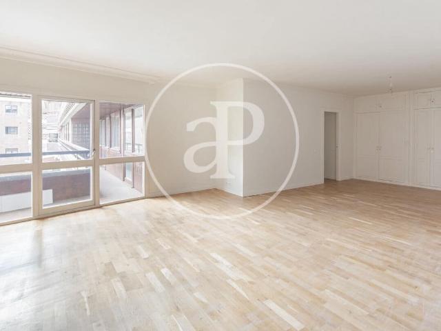 Apartment for rent in Castellana, Madrid city, Madrid