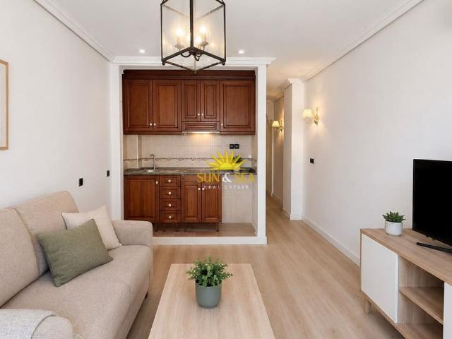 Apartment for rent in Centro, Torrevieja, Alicante