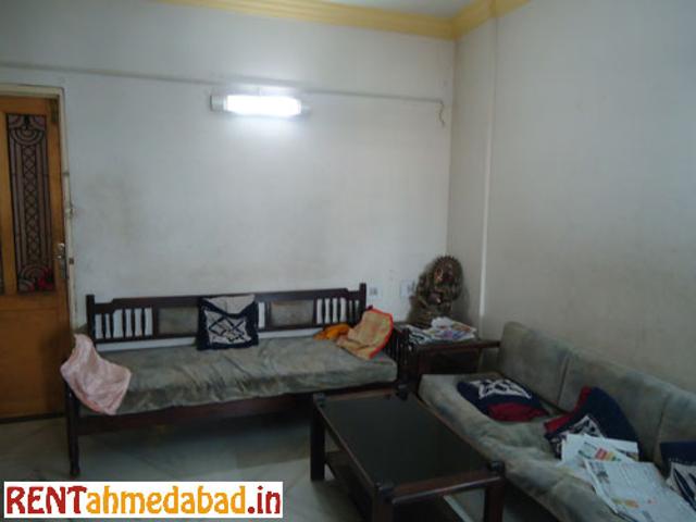 Apartment for Rent in Ahmadabad, Gujarat, Ref# 2413145