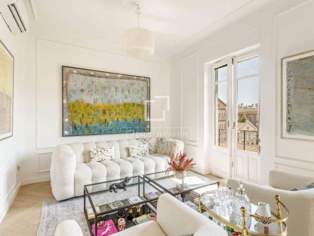 Apartment for rent in Almagro, Madrid city, Madrid