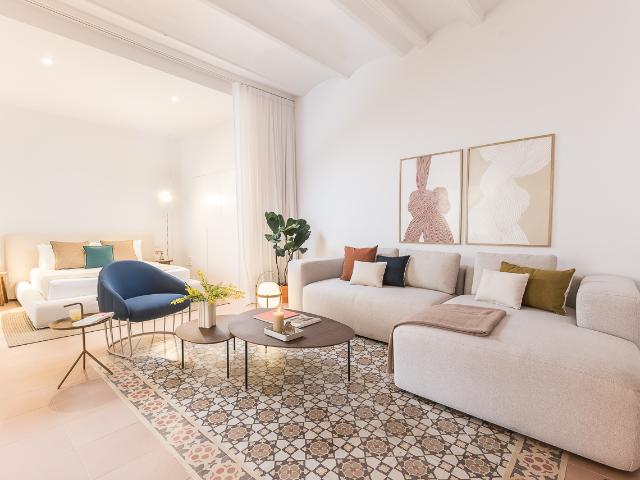 Modern studio apartment in the heart of Barcelona