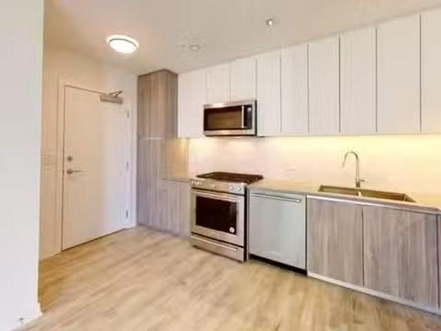 Apartment for rent in Burnaby, Burnaby North, 4XX 8940 Univers.