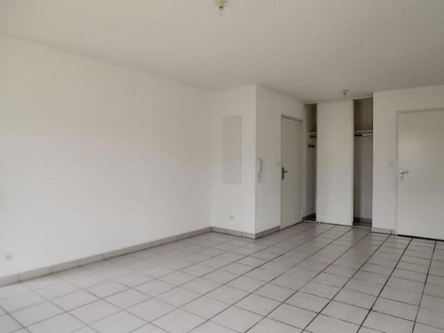 apartment for rent in Graulhet 81300