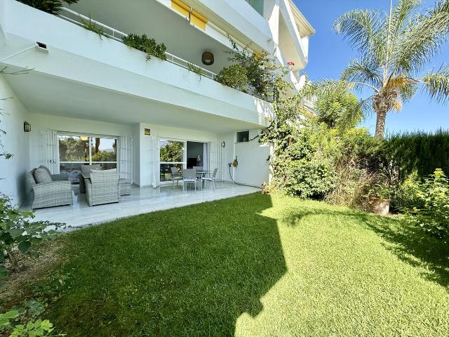 Apartment For Rent in Guadalmina Baja, Marbella