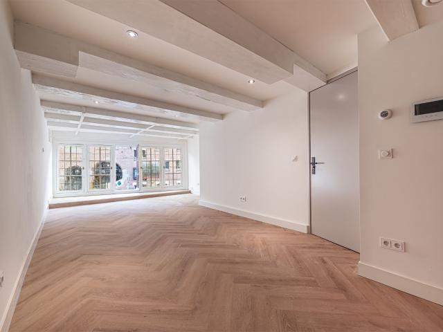 apartment for rent in Damrak 52 A 1012LL Amsterdam Nieuwe Kerk e.o. Amsterdam