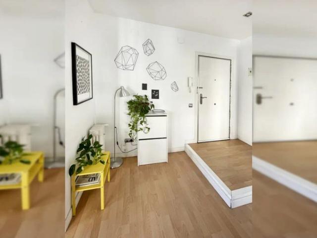 Apartment for rent in Embajadores, bills included
