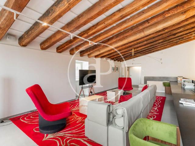 Apartment for rent in El Gòtic